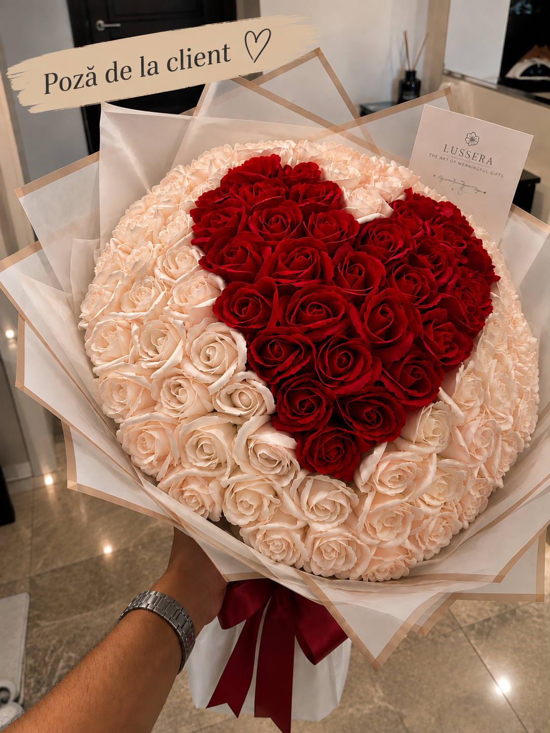 Buchet Inimă Personalizabil – 101 Trandafiri ❤️